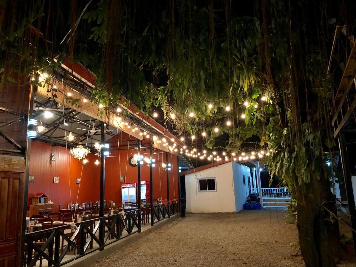 Blue Guesthouse 방 비엥 외부 사진